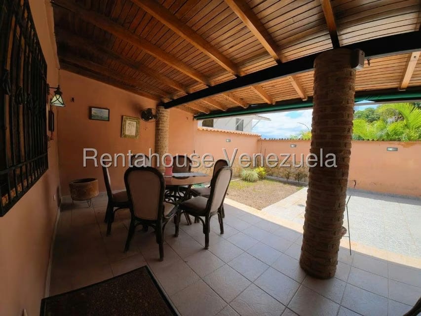 Casa (Multipes Niveles) en Venta en Colinas de La California, Distrito Metropolitano - 19