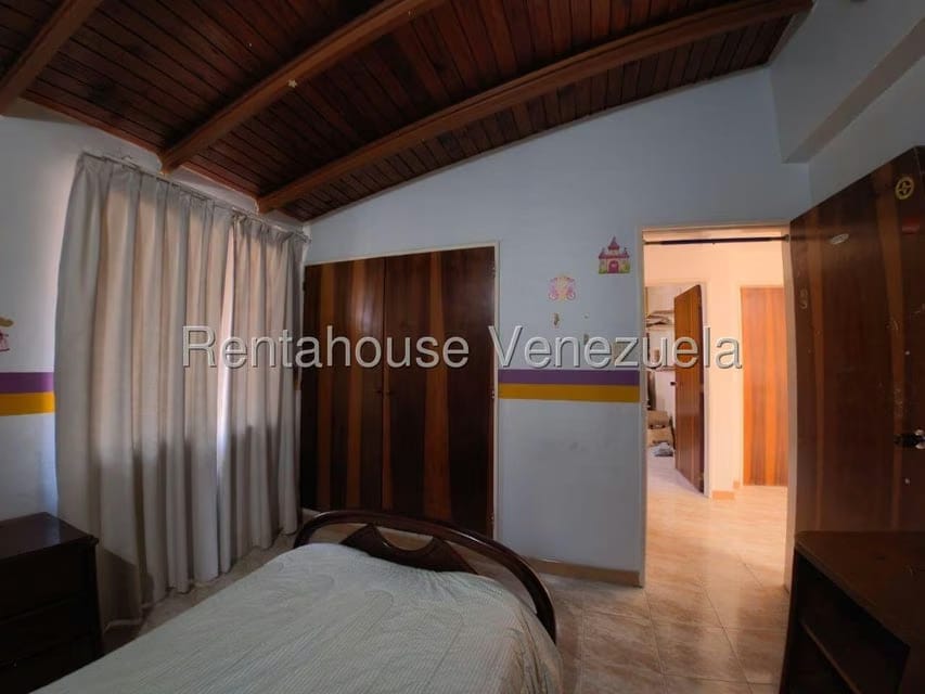 Casa (Multipes Niveles) en Venta en Colinas de La California, Distrito Metropolitano - 39