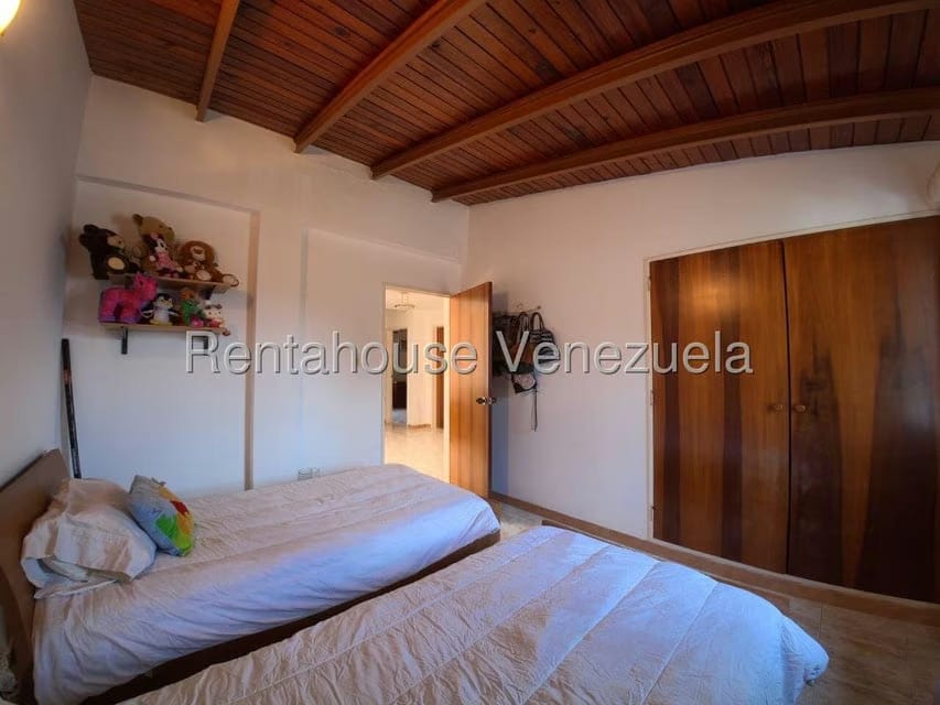 Casa (Multipes Niveles) en Venta en Colinas de La California, Distrito Metropolitano - 41