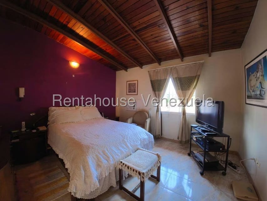 Casa (Multipes Niveles) en Venta en Colinas de La California, Distrito Metropolitano - 42