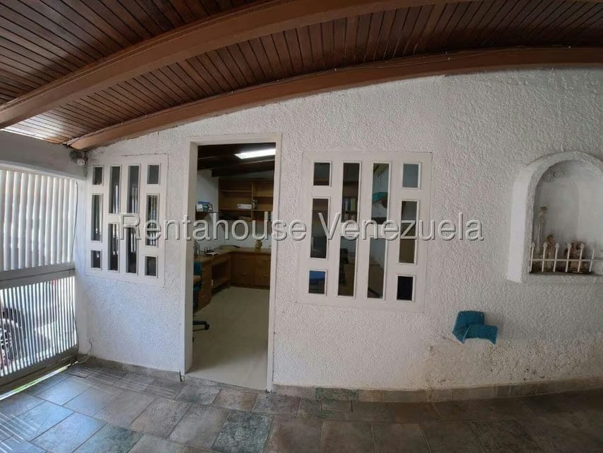 Casa (Multipes Niveles) en Venta en Colinas de La California, Distrito Metropolitano - 6