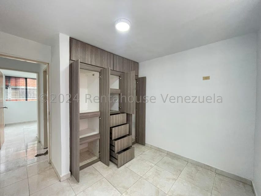 Apartamento (1 Nivel) en Alquiler en La Ciudadela, Aragua - 15