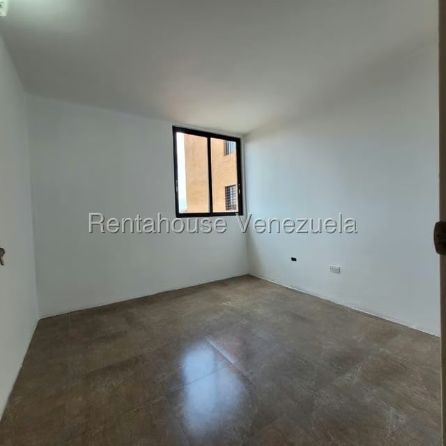 Apartamento (1 Nivel) en Venta en Colinas de La Tahona, Distrito Metropolitano - 11