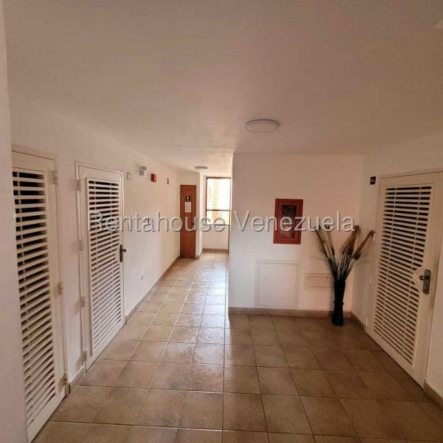 Apartamento (1 Nivel) en Venta en Colinas de La Tahona, Distrito Metropolitano - 3