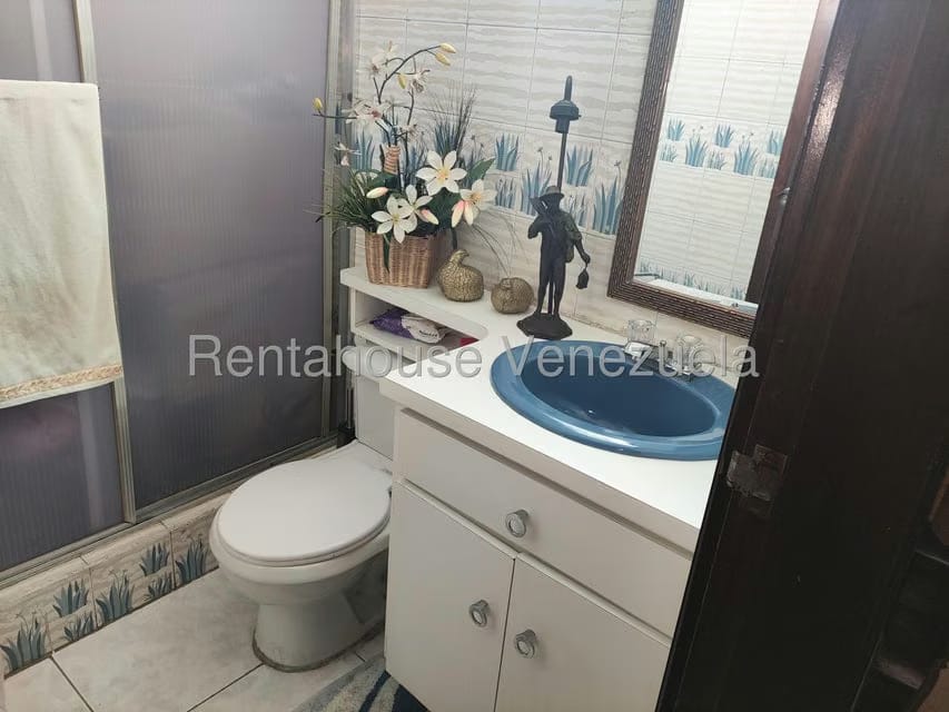 Casa (Multipes Niveles) en Venta en La Trinidad, Distrito Metropolitano - 11