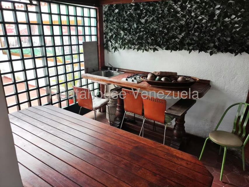Casa (Multipes Niveles) en Venta en La Trinidad, Distrito Metropolitano - 20