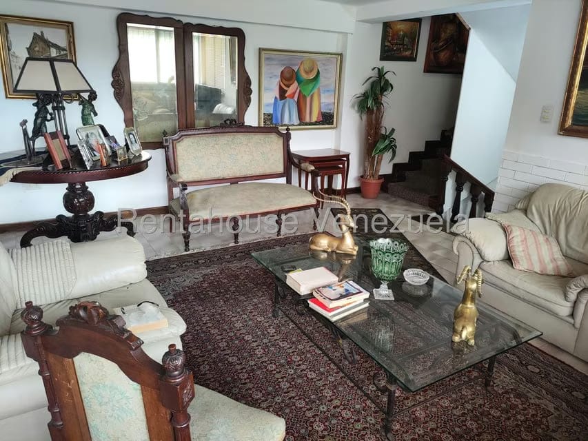 Casa (Multipes Niveles) en Venta en La Trinidad, Distrito Metropolitano - 23