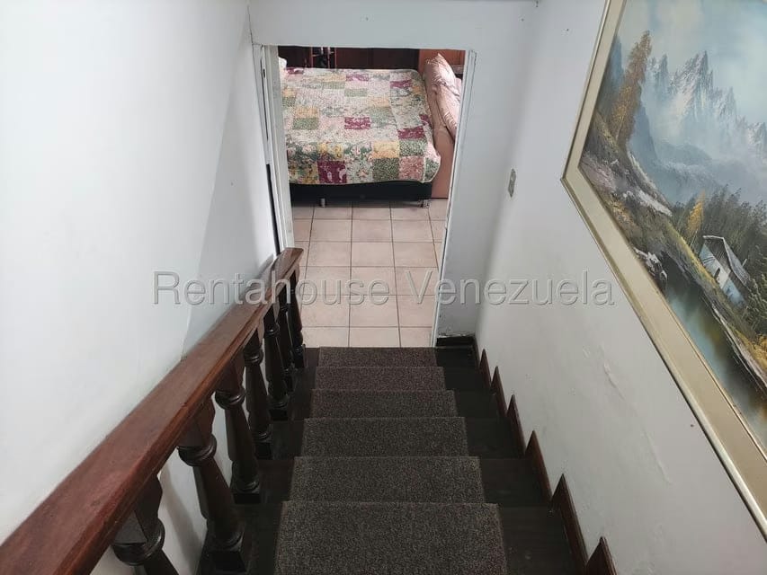 Casa (Multipes Niveles) en Venta en La Trinidad, Distrito Metropolitano - 25