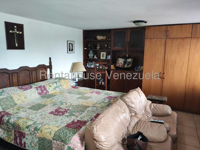 Casa (Multipes Niveles) en Venta en La Trinidad, Distrito Metropolitano - 27