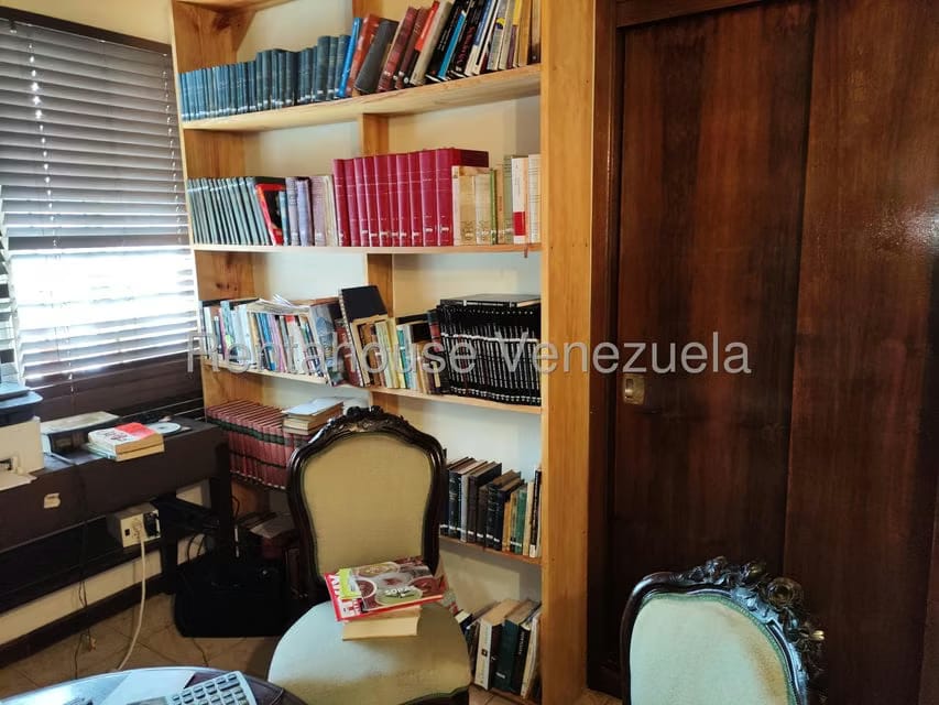 Casa (Multipes Niveles) en Venta en La Trinidad, Distrito Metropolitano - 36