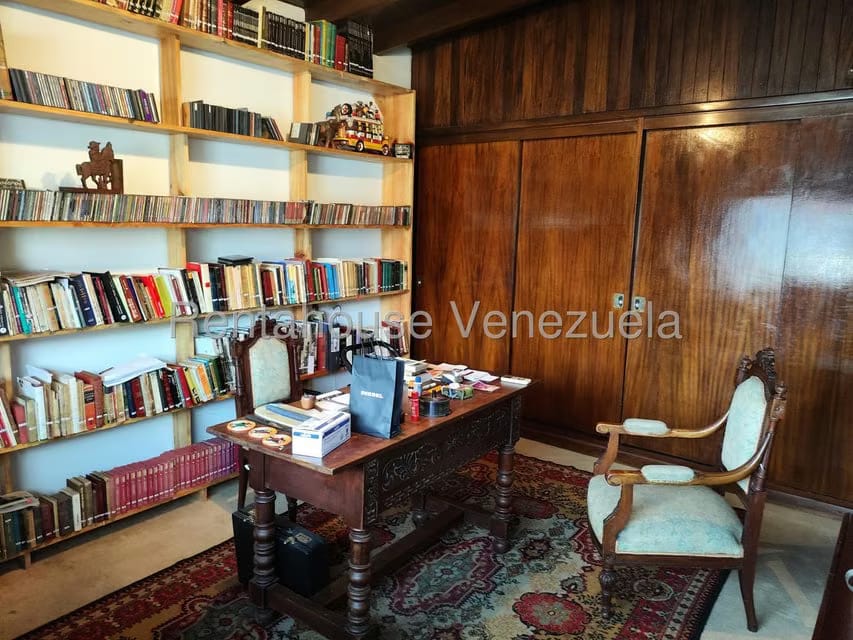 Casa (Multipes Niveles) en Venta en La Trinidad, Distrito Metropolitano - 39