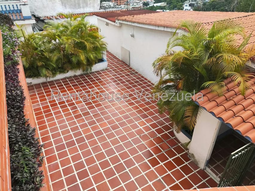 Casa (Multipes Niveles) en Venta en La Trinidad, Distrito Metropolitano - 44