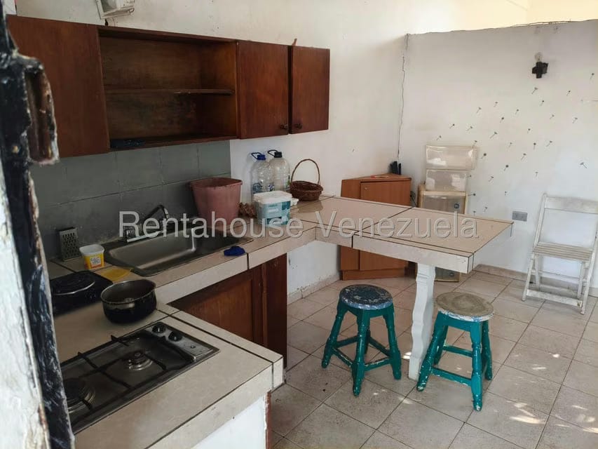 Casa (Multipes Niveles) en Venta en La Trinidad, Distrito Metropolitano - 80