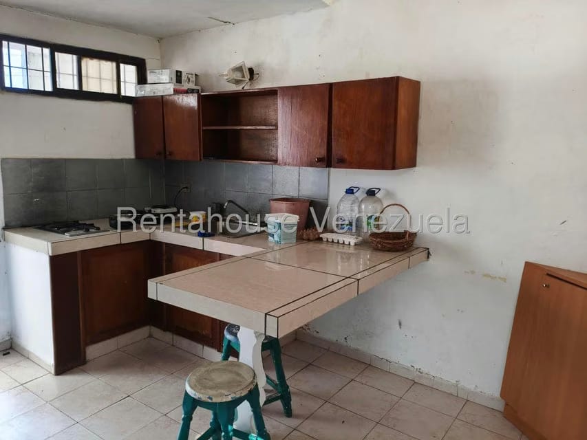 Casa (Multipes Niveles) en Venta en La Trinidad, Distrito Metropolitano - 81