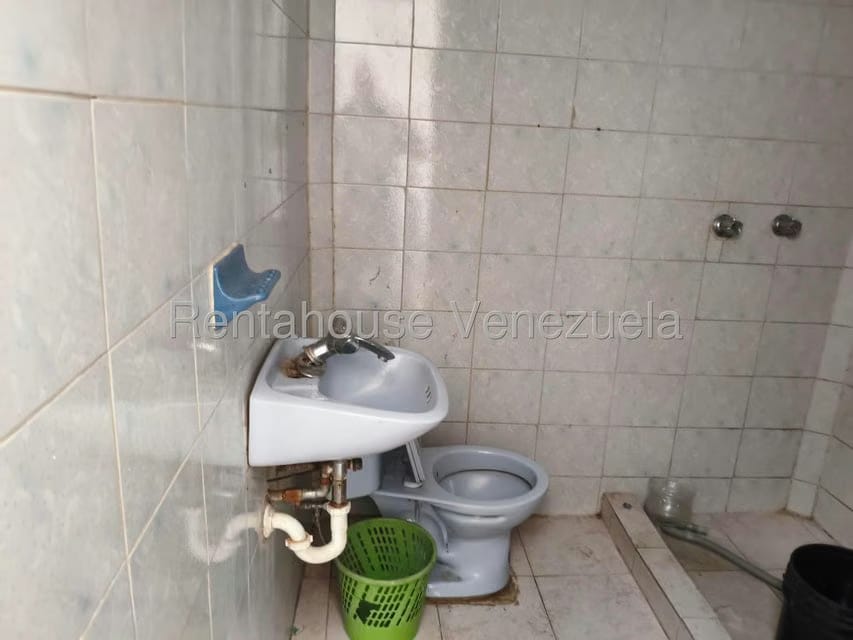 Casa (Multipes Niveles) en Venta en La Trinidad, Distrito Metropolitano - 83