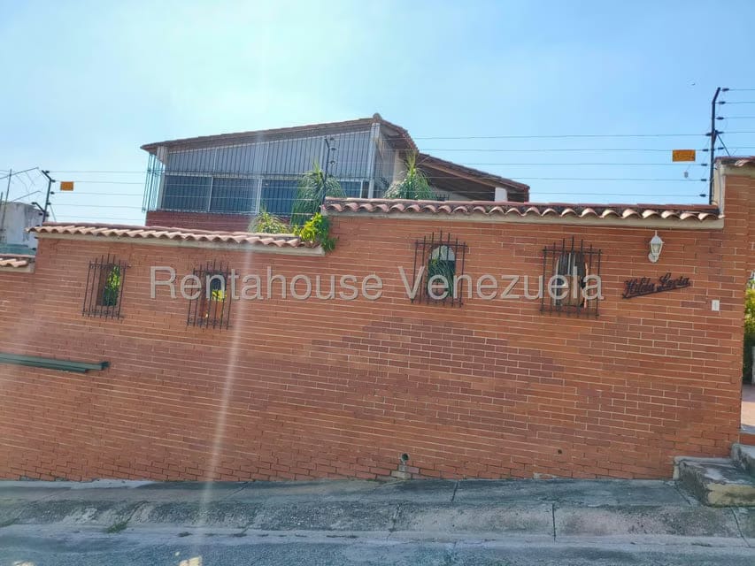 Casa (Multipes Niveles) en Venta en La Trinidad, Distrito Metropolitano - 84