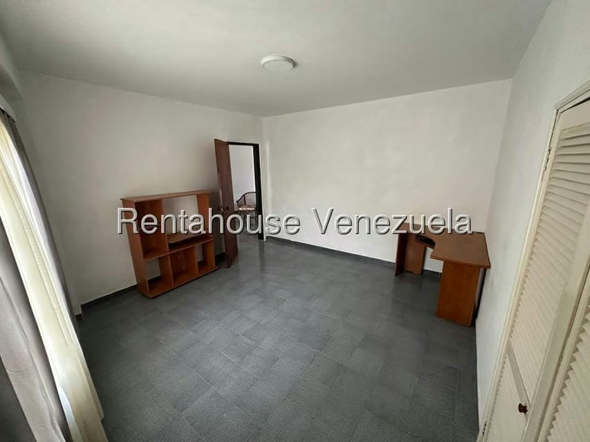 Anexo (1 Nivel) en Alquiler en Horizonte, Distrito Metropolitano - 11