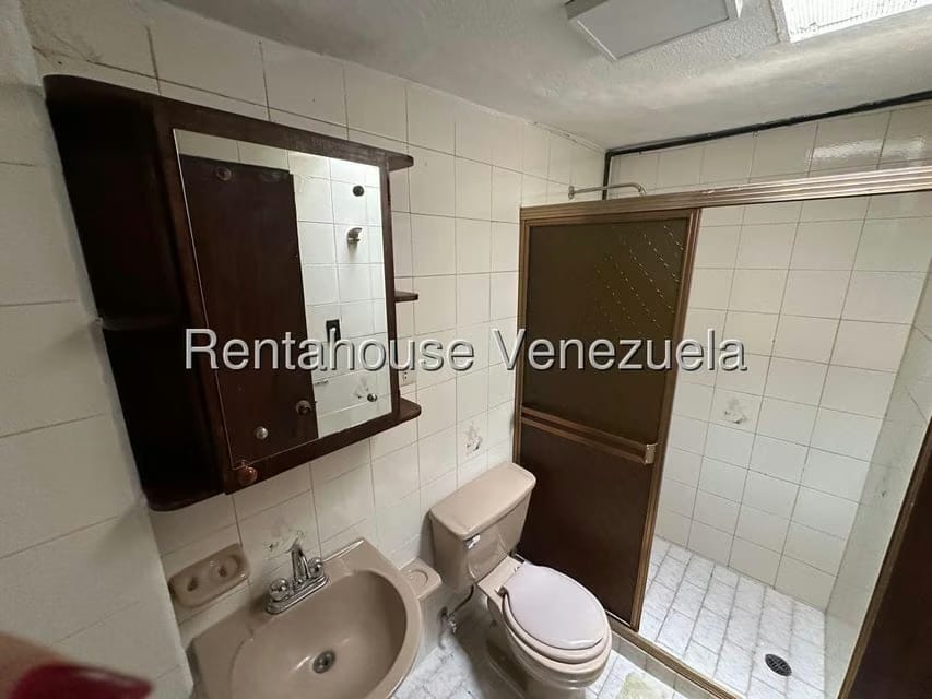 Anexo (1 Nivel) en Alquiler en Horizonte, Distrito Metropolitano - 14