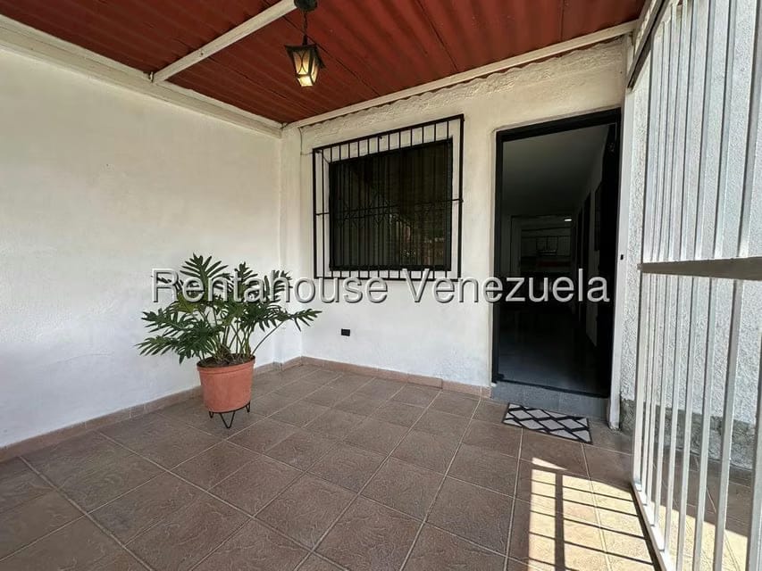 Anexo (1 Nivel) en Alquiler en Horizonte, Distrito Metropolitano - 15