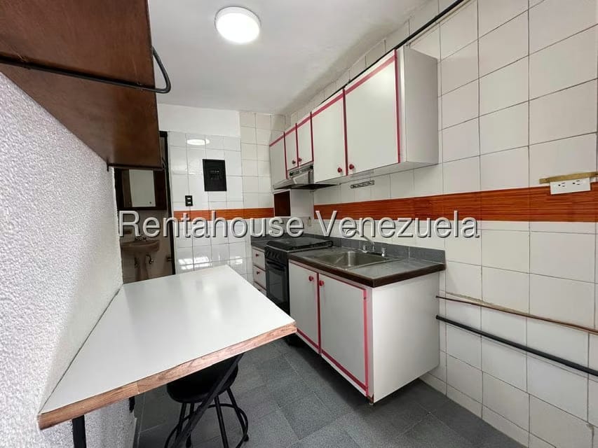 Anexo (1 Nivel) en Alquiler en Horizonte, Distrito Metropolitano - 5