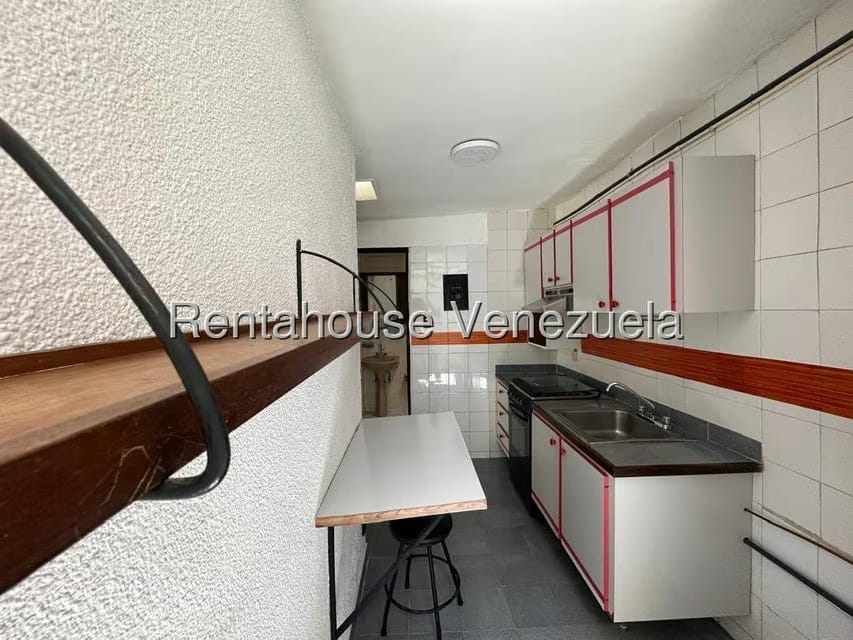 Anexo (1 Nivel) en Alquiler en Horizonte, Distrito Metropolitano - 6