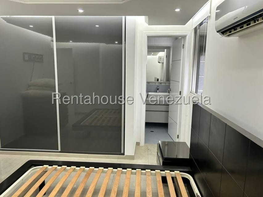 Apartamento (1 Nivel) en Venta en Montalban II, Distrito Metropolitano - 12