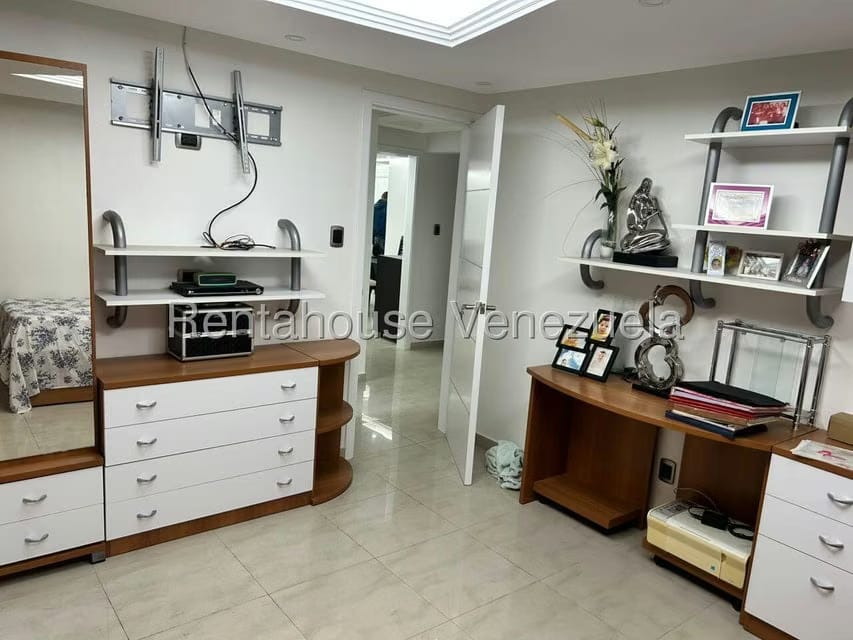 Apartamento (1 Nivel) en Venta en Montalban II, Distrito Metropolitano - 15
