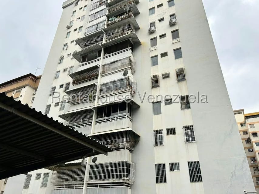 Apartamento (1 Nivel) en Venta en Montalban II, Distrito Metropolitano - 19