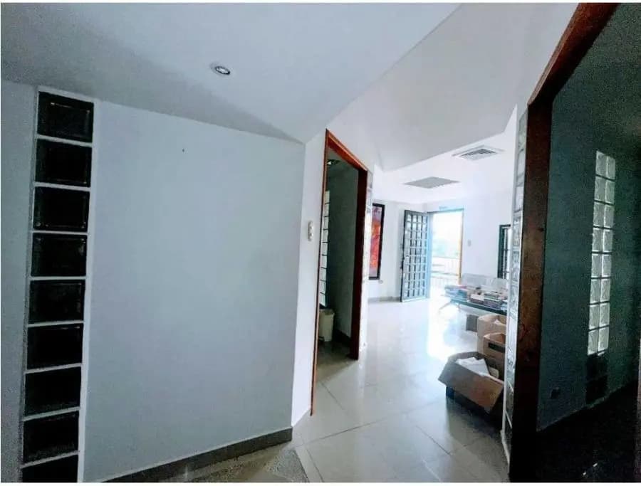 Oficina en Venta en Naguanagua Naguanagua - 2