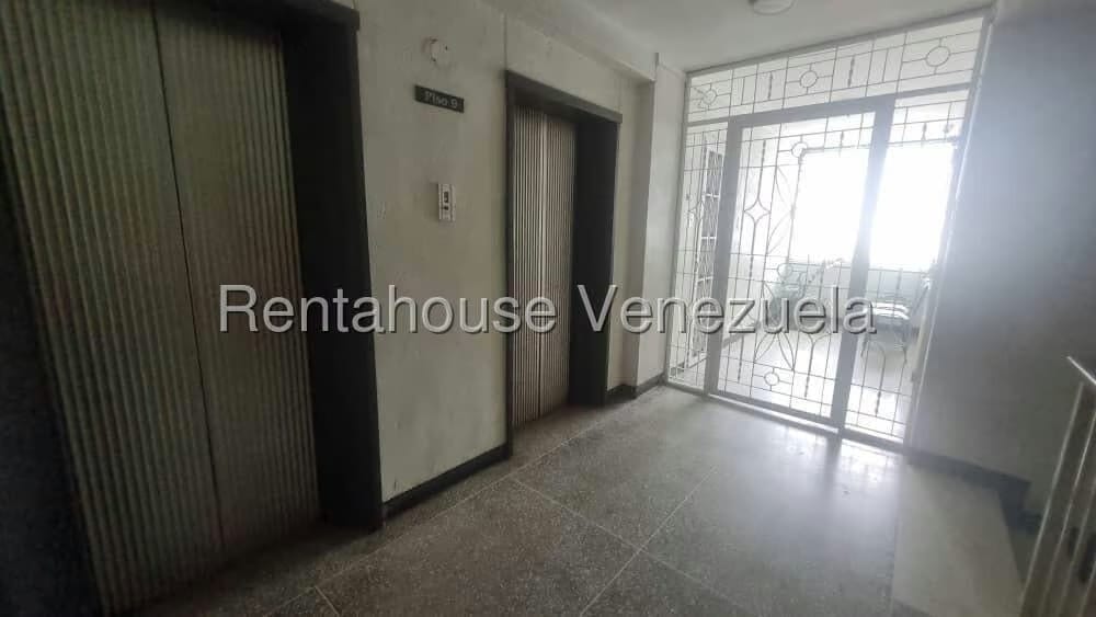 Apartamento (1 Nivel) en Alquiler en Bello Monte, Distrito Metropolitano - 9