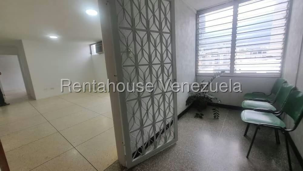 Apartamento (1 Nivel) en Alquiler en Bello Monte, Distrito Metropolitano - 10