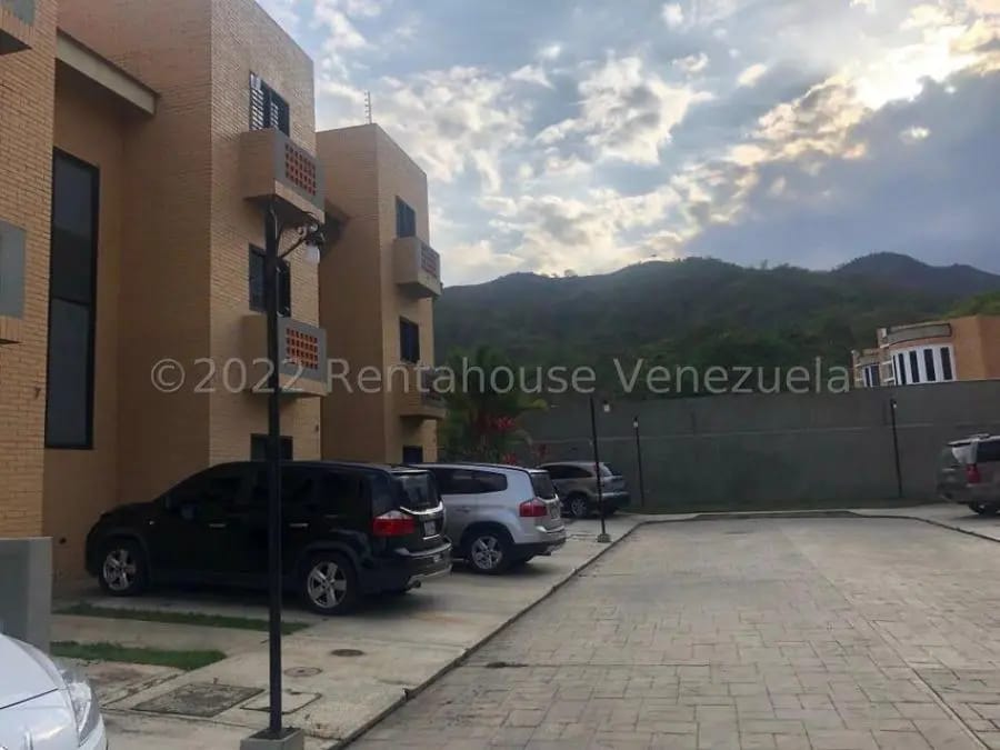 Casa en Venta en Valles de Camoruco Valencia Carabobo Valencia - 17