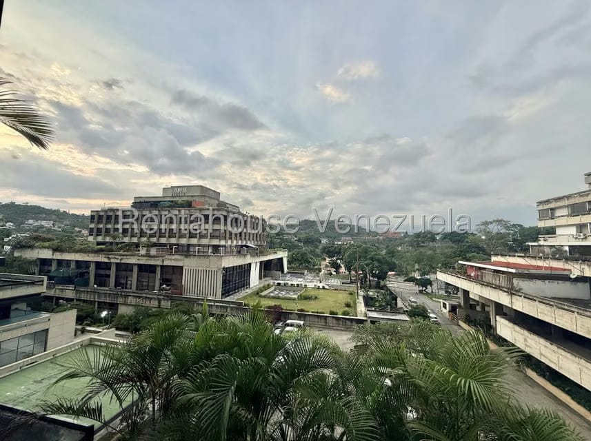 Apartamento (1 Nivel) en Venta en Prados del Este, Distrito Metropolitano - 17