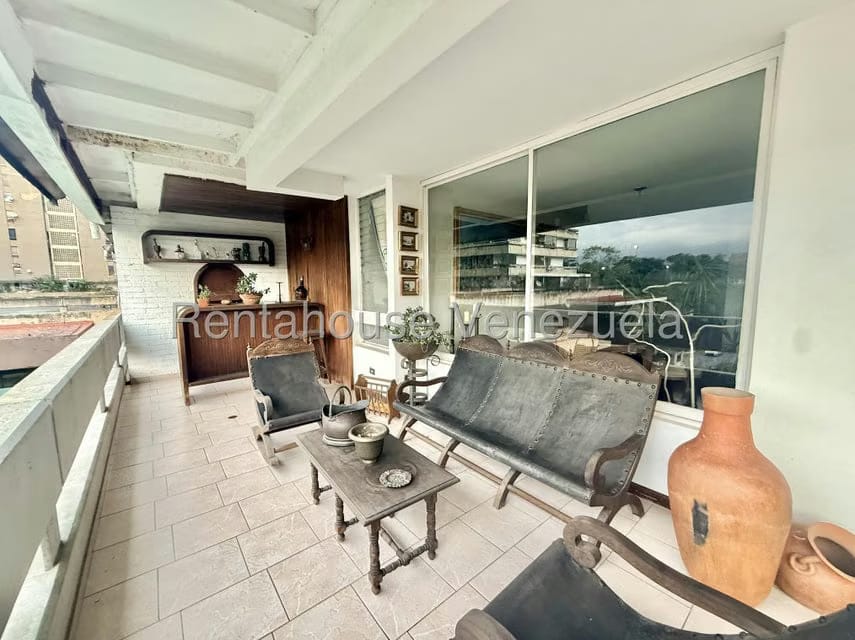 Apartamento (1 Nivel) en Venta en Prados del Este, Distrito Metropolitano - 18