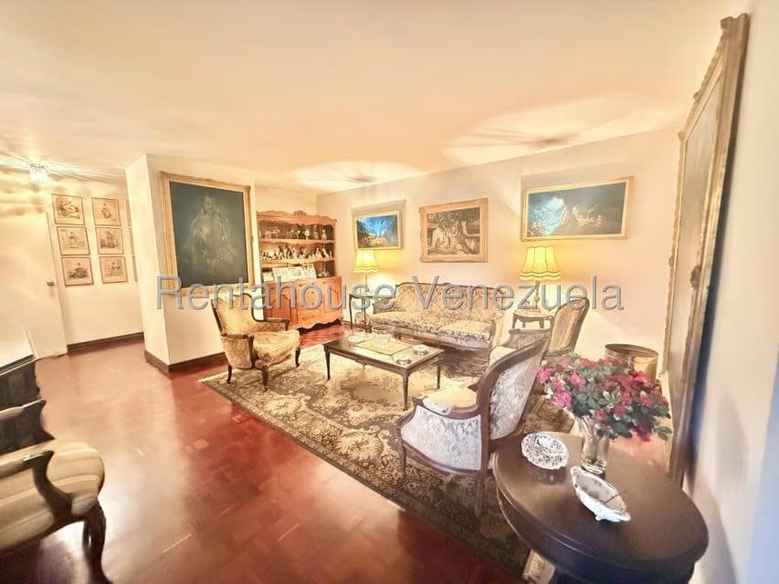 Apartamento (1 Nivel) en Venta en Prados del Este, Distrito Metropolitano - 29