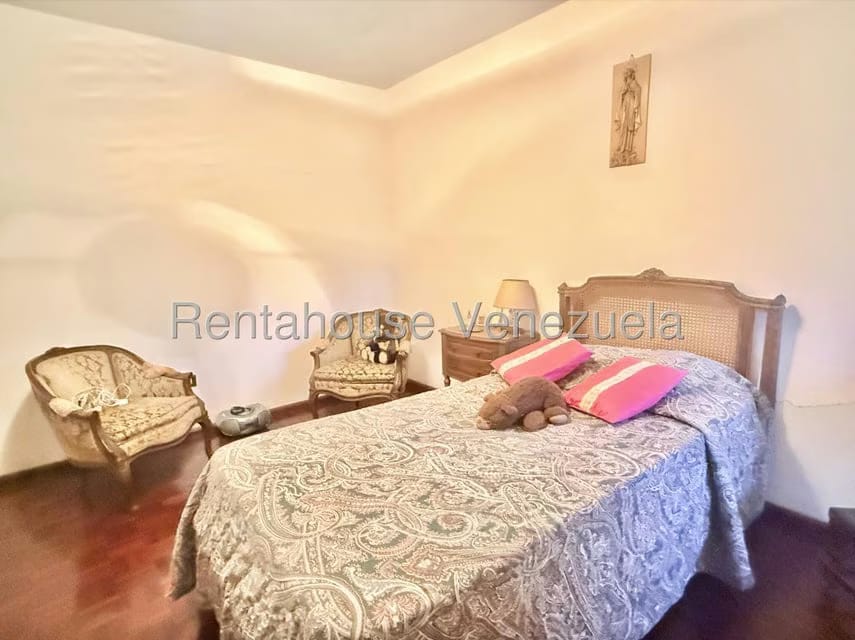 Apartamento (1 Nivel) en Venta en Prados del Este, Distrito Metropolitano - 47