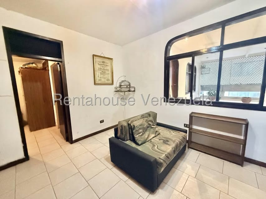 Apartamento (1 Nivel) en Venta en Prados del Este, Distrito Metropolitano - 52