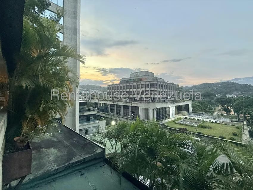 Apartamento (1 Nivel) en Venta en Prados del Este, Distrito Metropolitano - 57