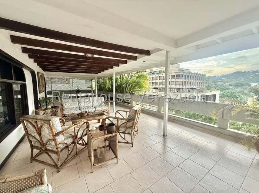 Apartamento (1 Nivel) en Venta en Prados del Este, Distrito Metropolitano - 7