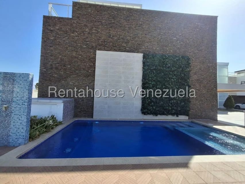Townhouse (Duplex) en Venta en Playa el Angel, Nueva Esparta - 2