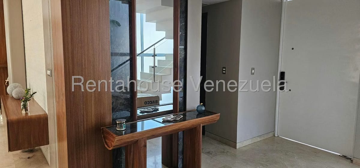 Townhouse (Duplex) en Venta en Playa el Angel, Nueva Esparta - 4