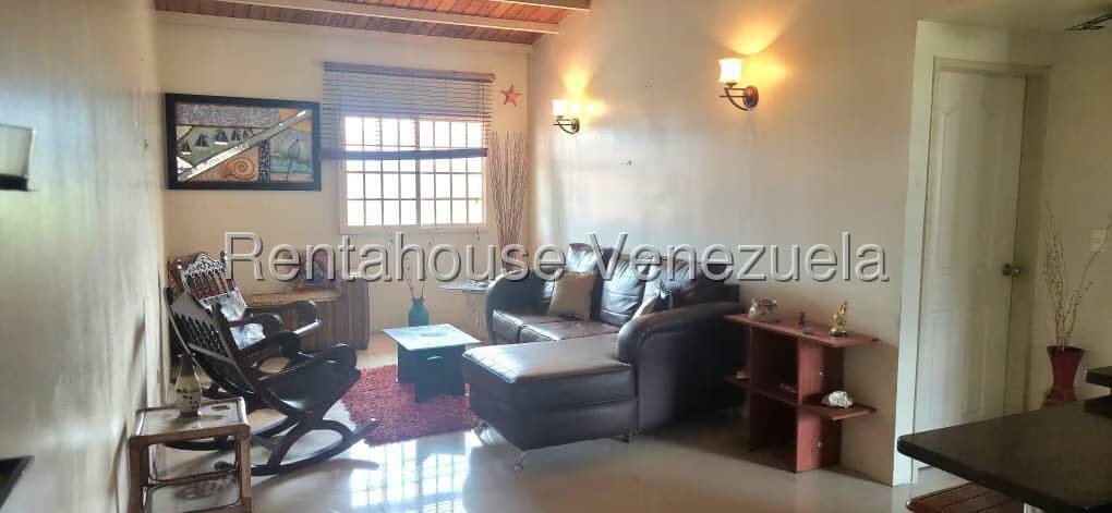 Apartamento (1 Nivel) en Venta en Alto Grande, Miranda - 3