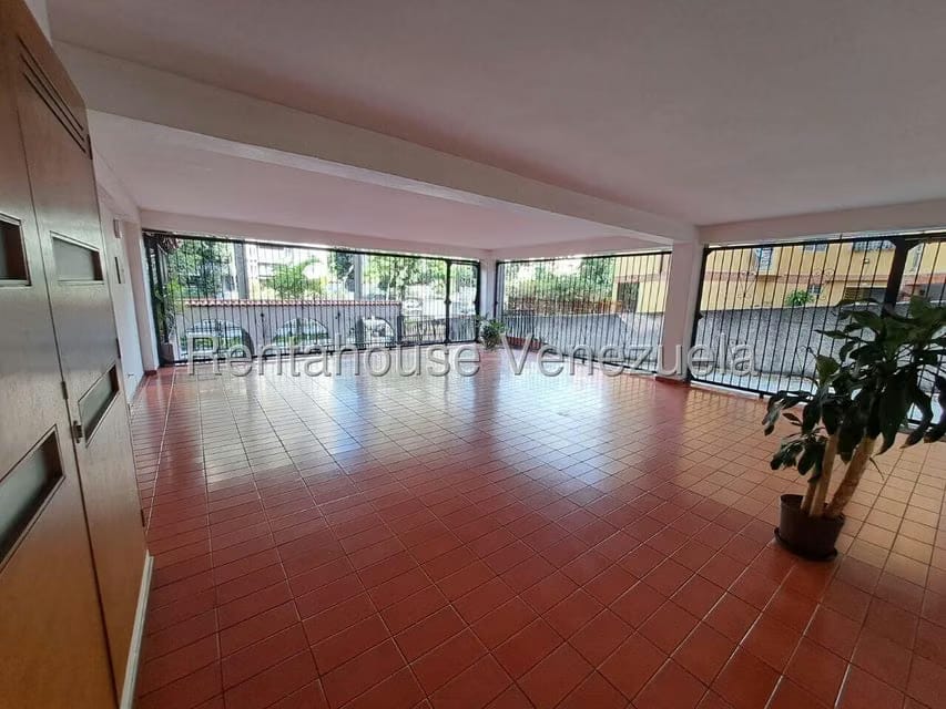 Apartamento (1 Nivel) en Alquiler en El Cafetal, Distrito Metropolitano - 20