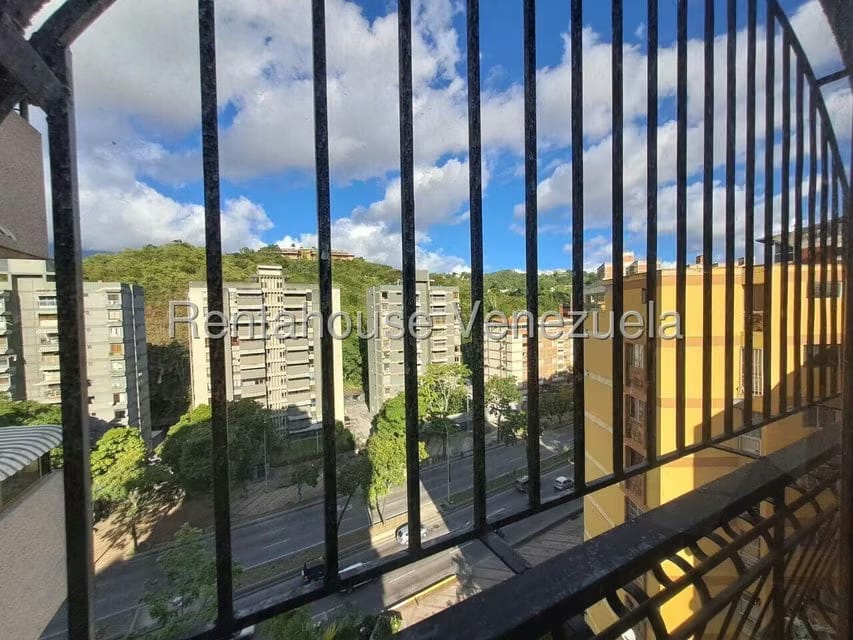 Apartamento (1 Nivel) en Alquiler en El Cafetal, Distrito Metropolitano - 21