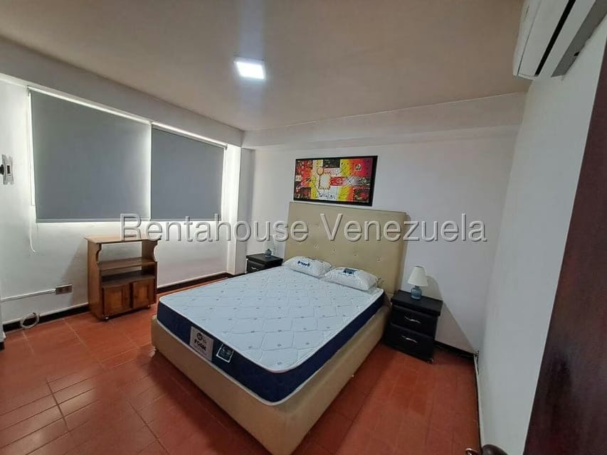 Apartamento (1 Nivel) en Alquiler en El Cafetal, Distrito Metropolitano - 9