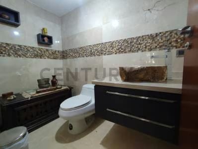 En venta espectacular casa en Alto Prado, en calle cerrada, lista para mudarse - 4