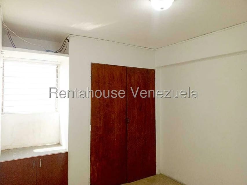 Apartamento (1 Nivel) en Alquiler en Club Hipico Las Trinitarias, Lara - 13