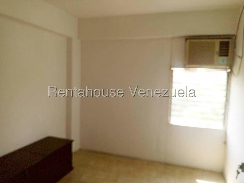 Apartamento (1 Nivel) en Alquiler en Club Hipico Las Trinitarias, Lara - 15