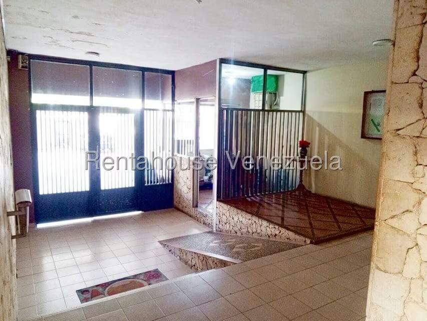 Apartamento (1 Nivel) en Alquiler en Club Hipico Las Trinitarias, Lara - 23