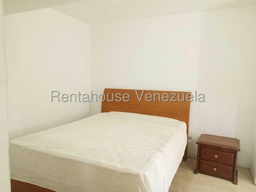 Apartamento (1 Nivel) en Alquiler en Club Hipico Las Trinitarias, Lara - 10